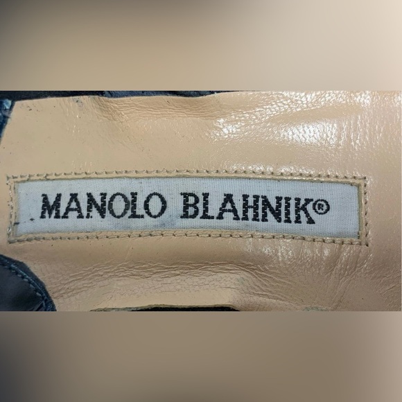 Manolo Blahnik Navy Heels - Picture 3 of 4